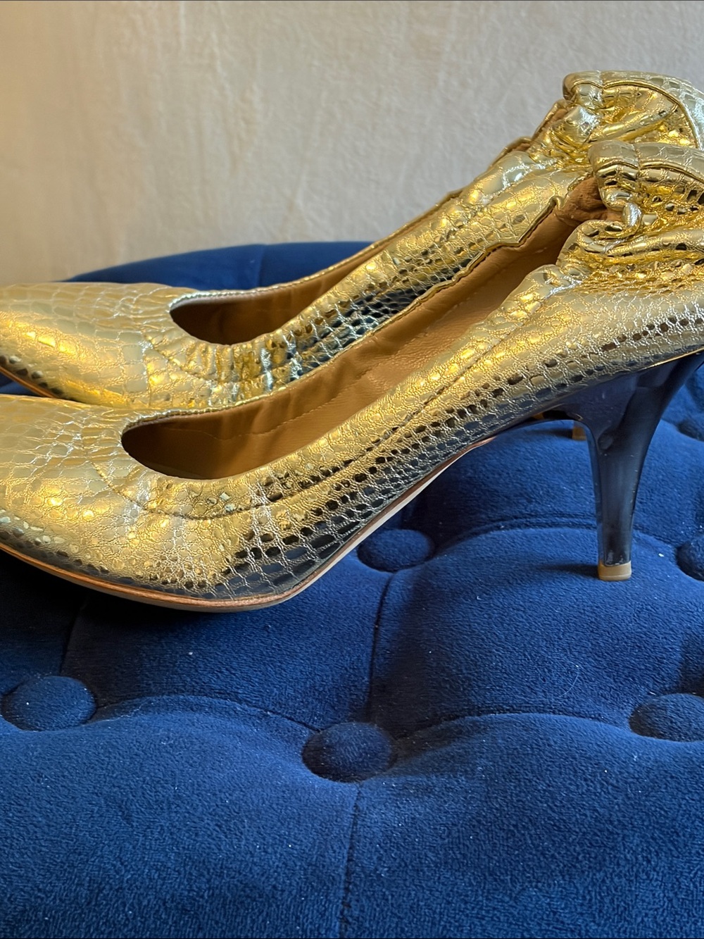 Vicini Metallic Gold Croc-Embossed Pointed Toe Heels